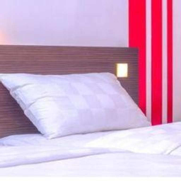 Redstar Hotel Джакарта Екстер'єр фото