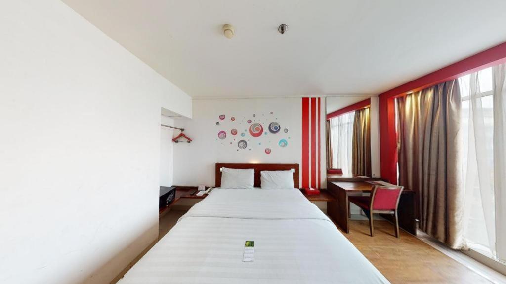 Redstar Hotel Джакарта Екстер'єр фото