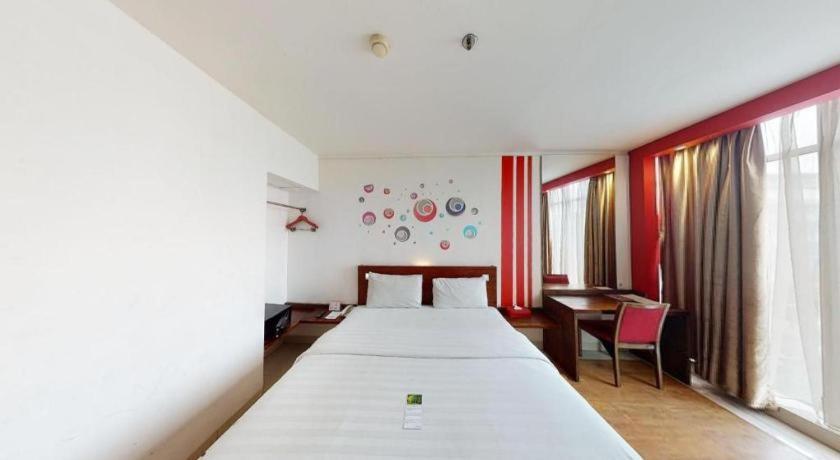Redstar Hotel Джакарта Екстер'єр фото