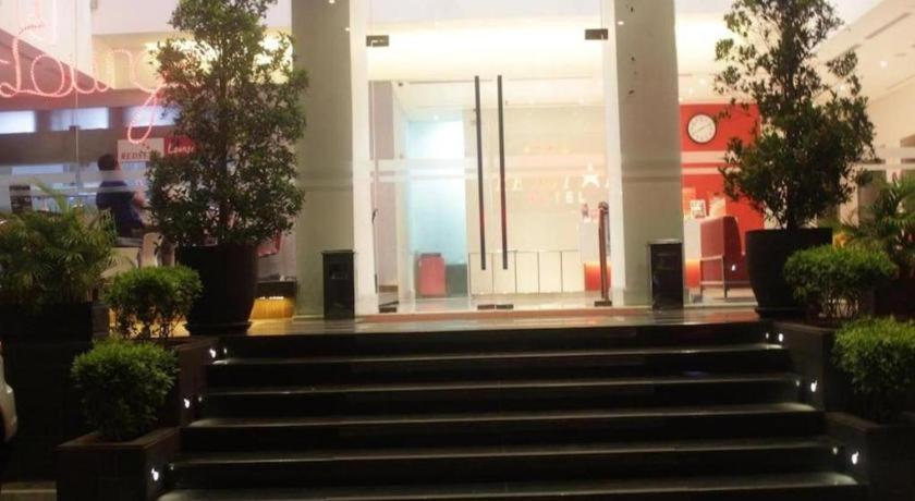 Redstar Hotel Джакарта Екстер'єр фото