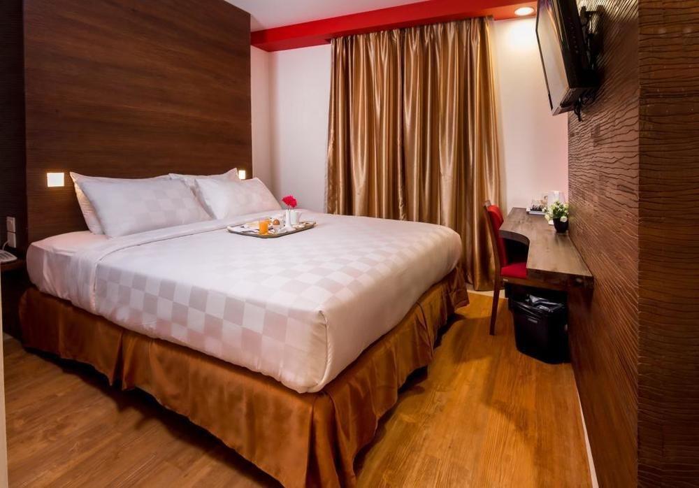 Redstar Hotel Джакарта Екстер'єр фото
